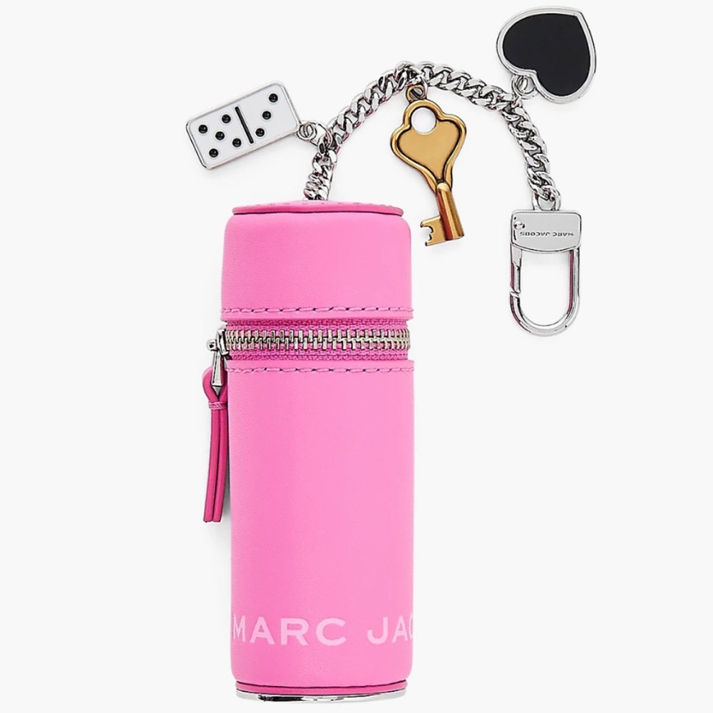 💄🩷💄 MARC JACOBS THE LIPSTICK
CASE BAG CHARM 💄🩷💄 NWT 💄🩷💄